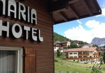 Hotel Maria Corvara In Badia Esterno foto